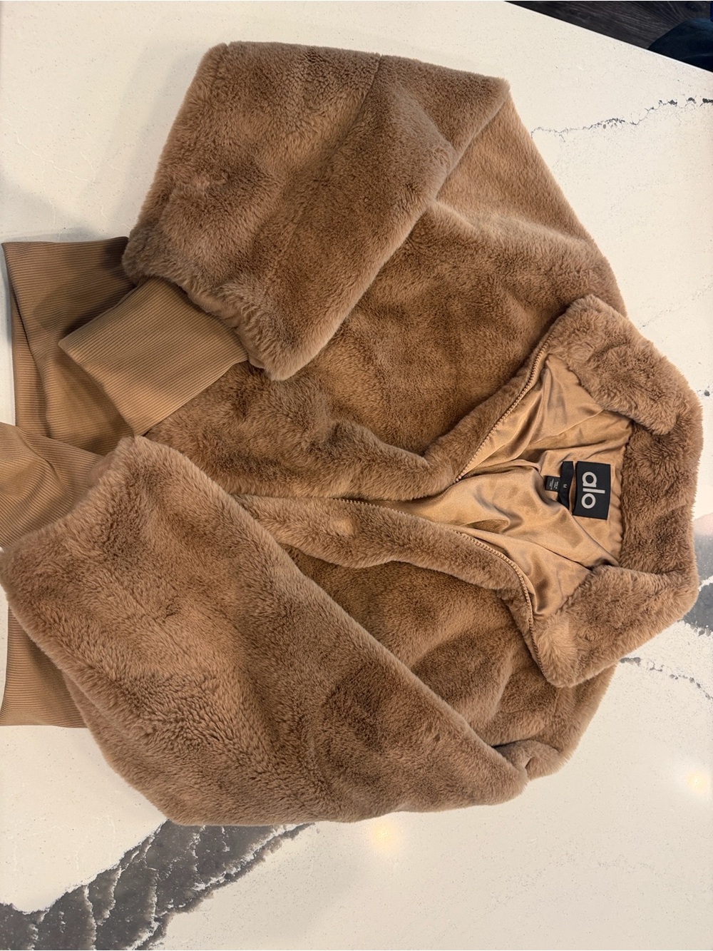 ALO Yoga Women's Tan Faux-Fur Lined Teddy Jacket